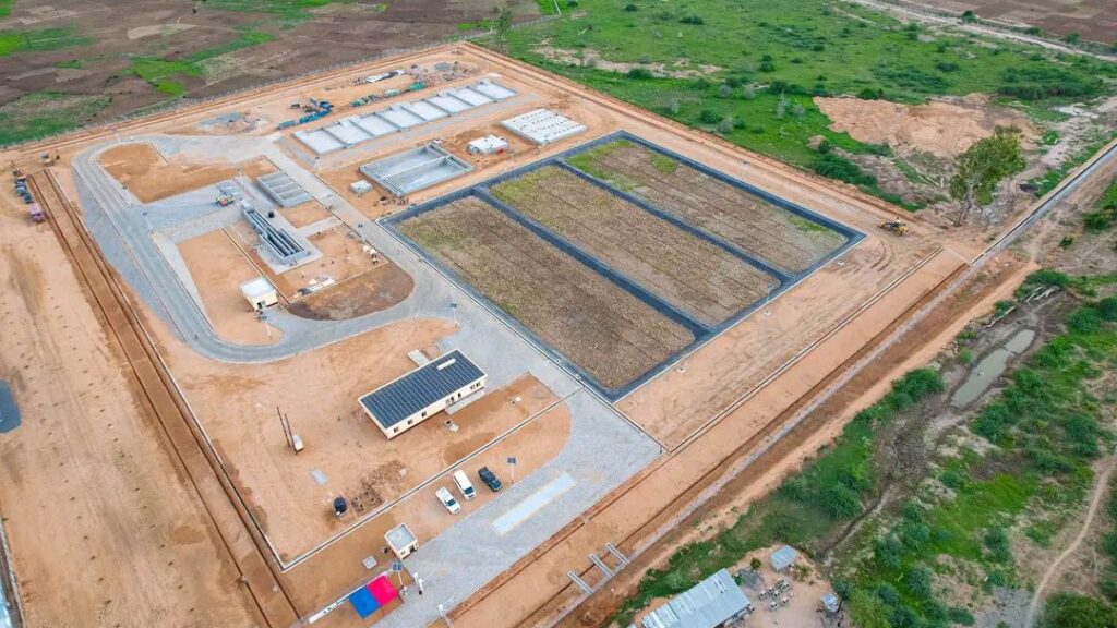 image_editor_output_image1482852134-17652683539165819386071214835770-1024x576 Director Nacional de Água e Saneamento Destaca Avanços na Construção da Nova Estação de Tratamento de Lamas Fecais em Tete